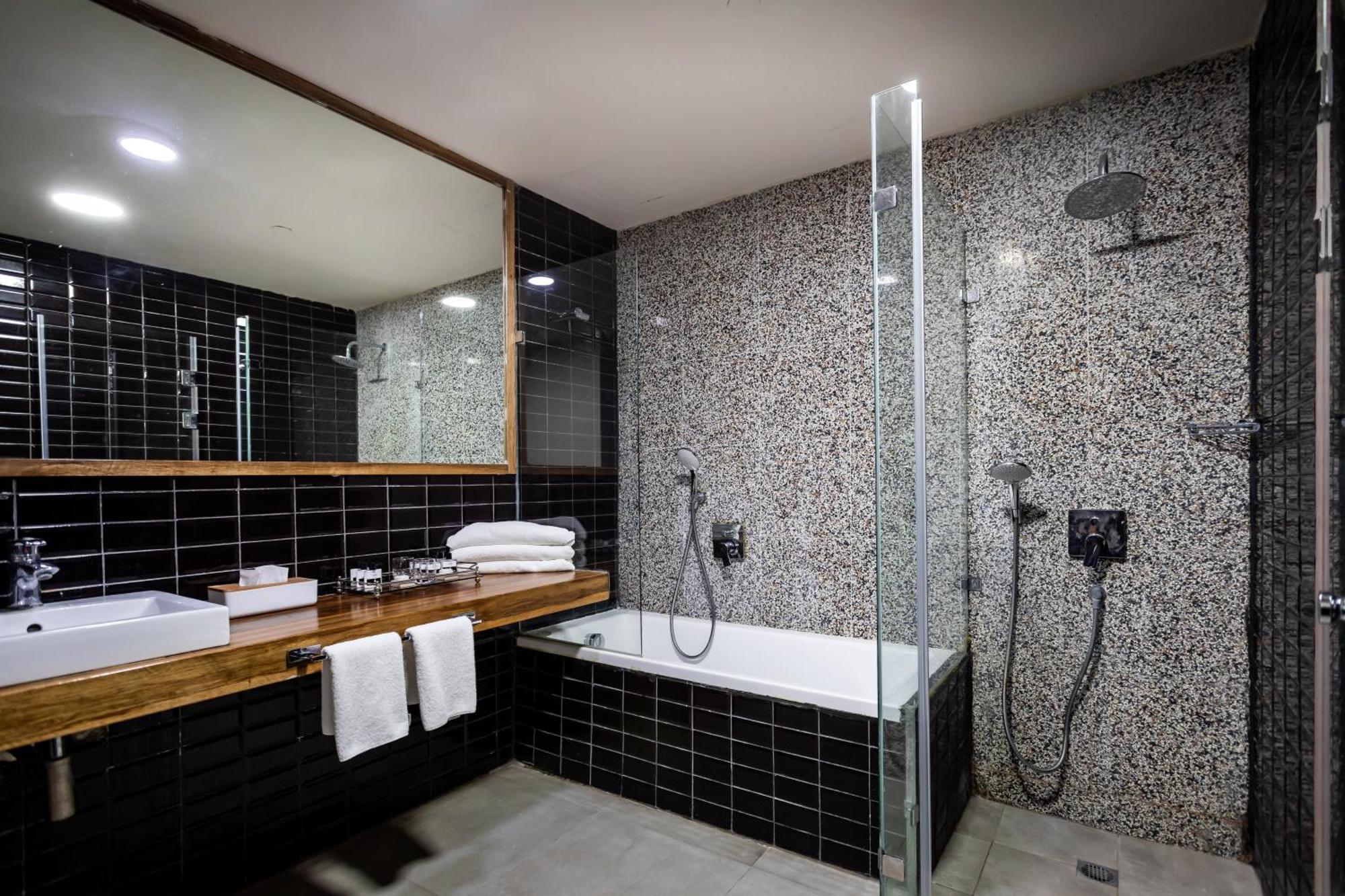 Jacob Sea Life Nahariya Hotel Ngoại thất bức ảnh